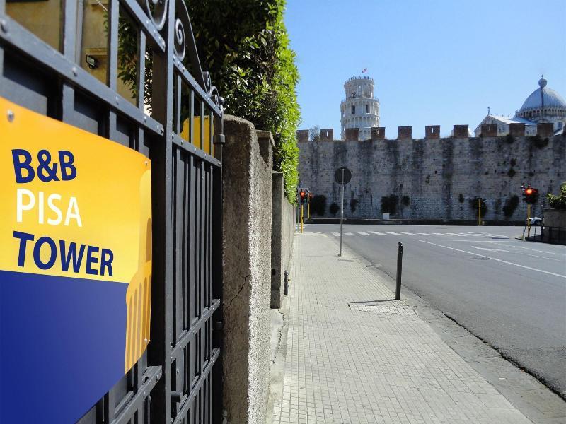 Hostel Pisa Tower Exterior photo